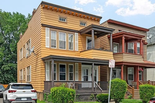 Have A Look At This Property in Albany, NY!