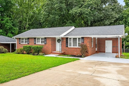 Don't Miss This Property in Anderson, SC!