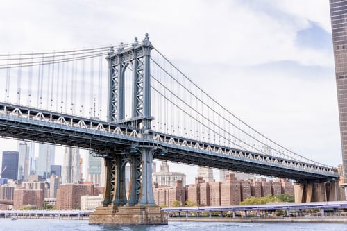 Qualifying for a Bridge Loan: Key Factors and Considerations for Brokers