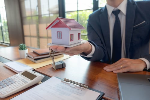 Navigating Changing Legal Regulations in Real Estate: A Guide for Investors & Professionals