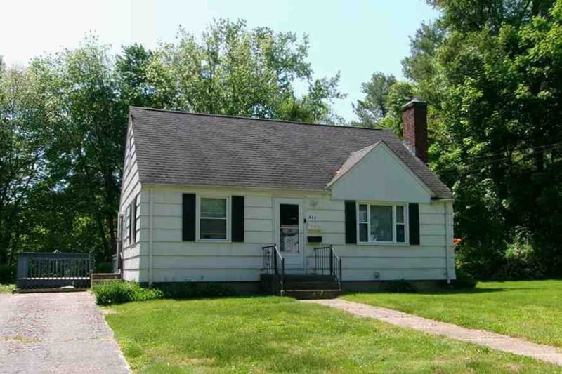 Have A Look At This Property in Windsor, CT!