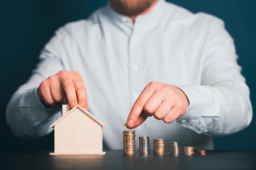 How to Flip a Property in a Competitive Market: A Guide for Brokers