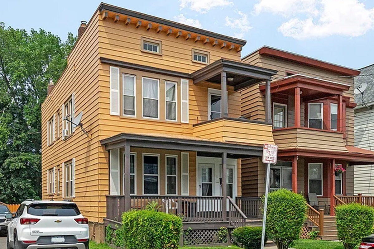 Have A Look At This Property in Albany, NY!