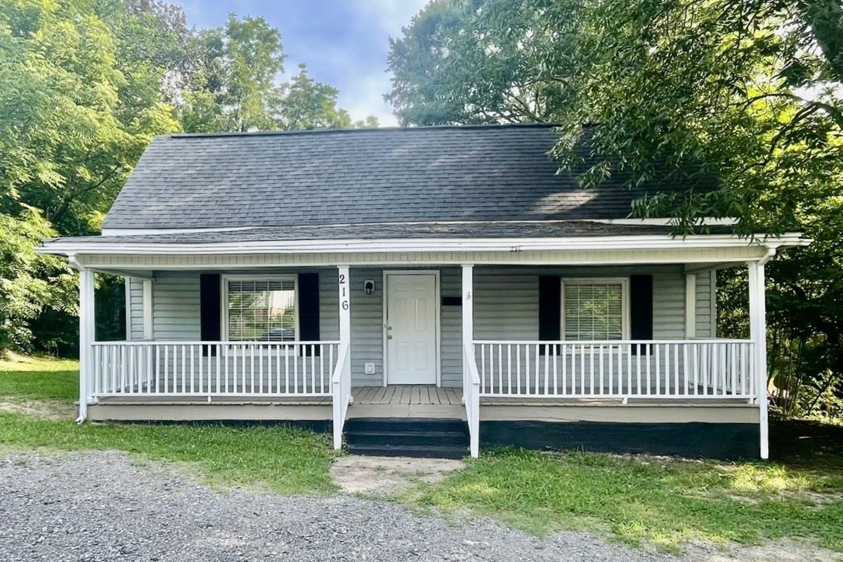 Check Out This Property in Bessemer City, NC!
